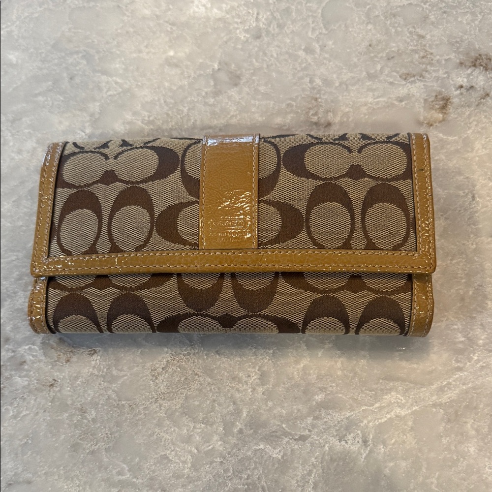 Coach Signature Canvas Wallet in Brown and Tan